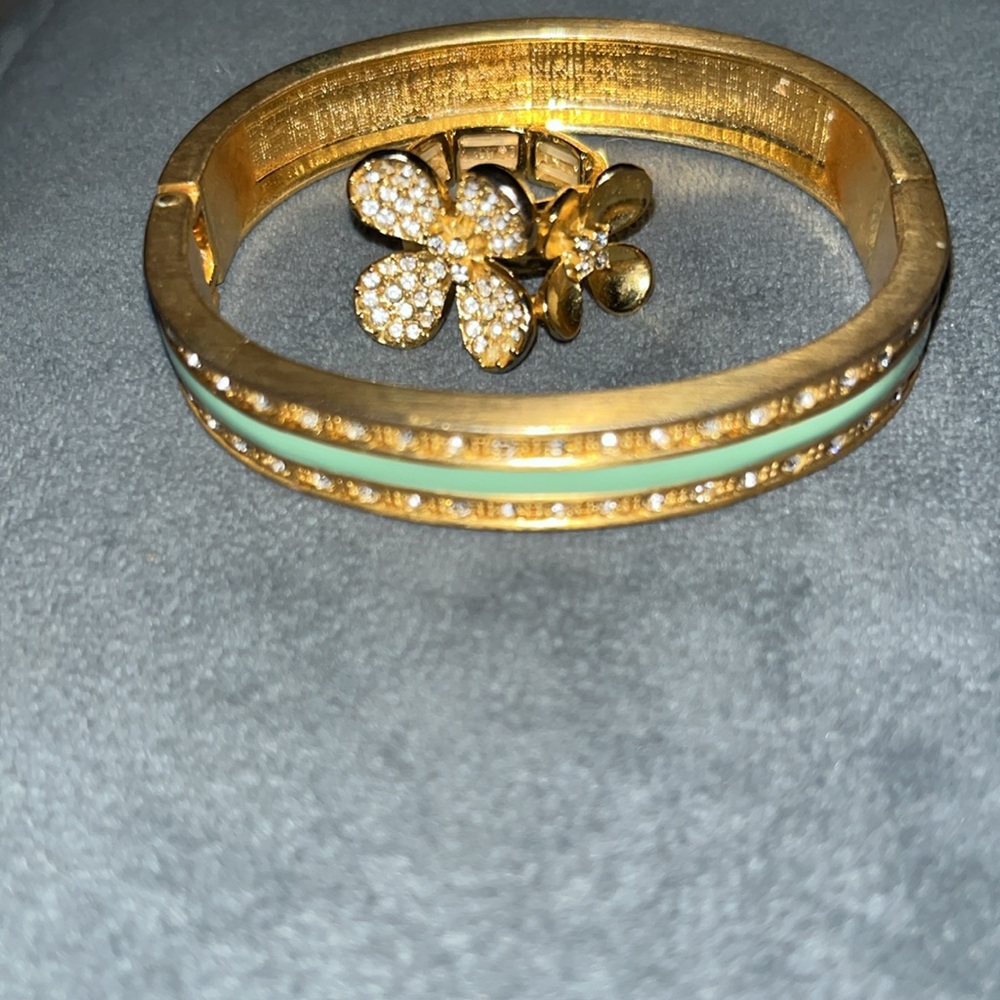 Flower Statement Ring One Size Adjustable With Fr… - image 1